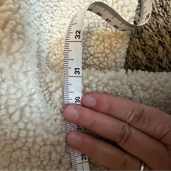 J. Crew women’s faux fur jacket size 24 cream - Picture 6 of 10